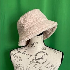 Cozy Cream Bucket Hat